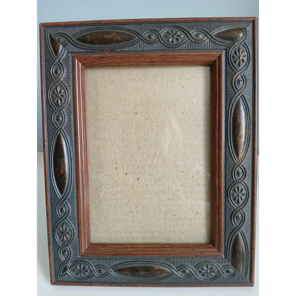 Vintage Carved Ornate Solid Wood Glass-Velvet Back 4.5 X 6.5 Photo Frame